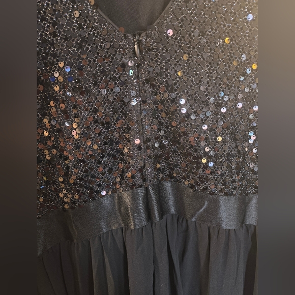 Pinup Fashion Sz 20 Elegant Black Sequin Evening Dress - Picture 7 of 10